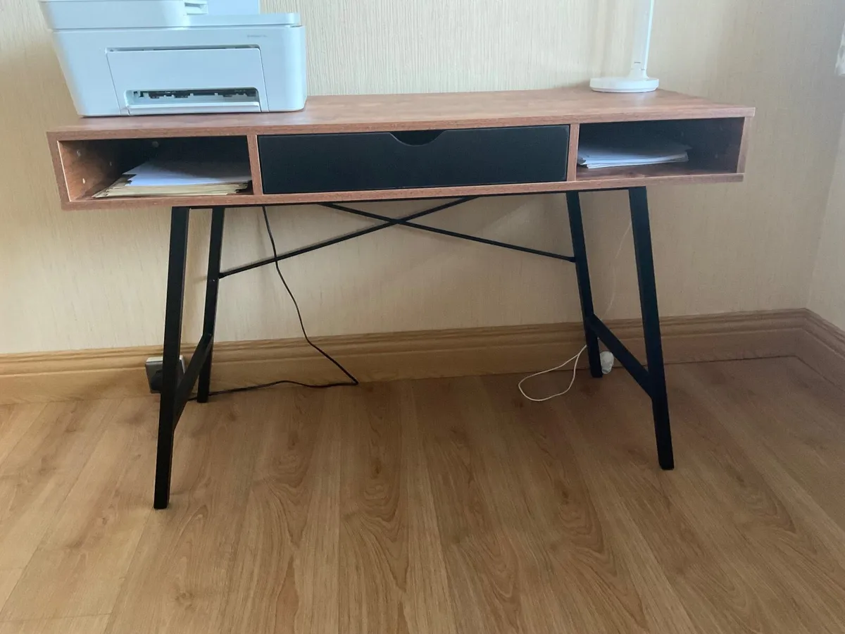Desk - Image 1