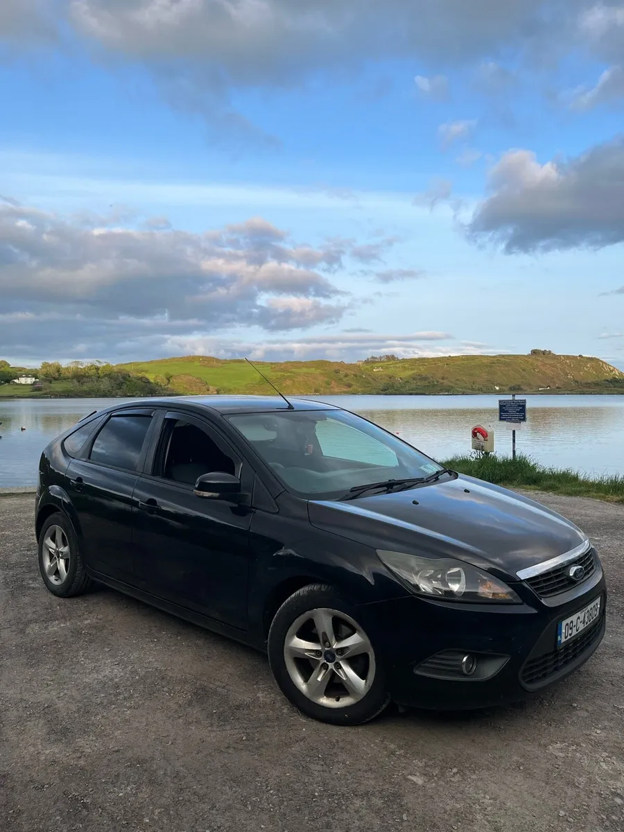 Ford Focus Zetec - Image 1