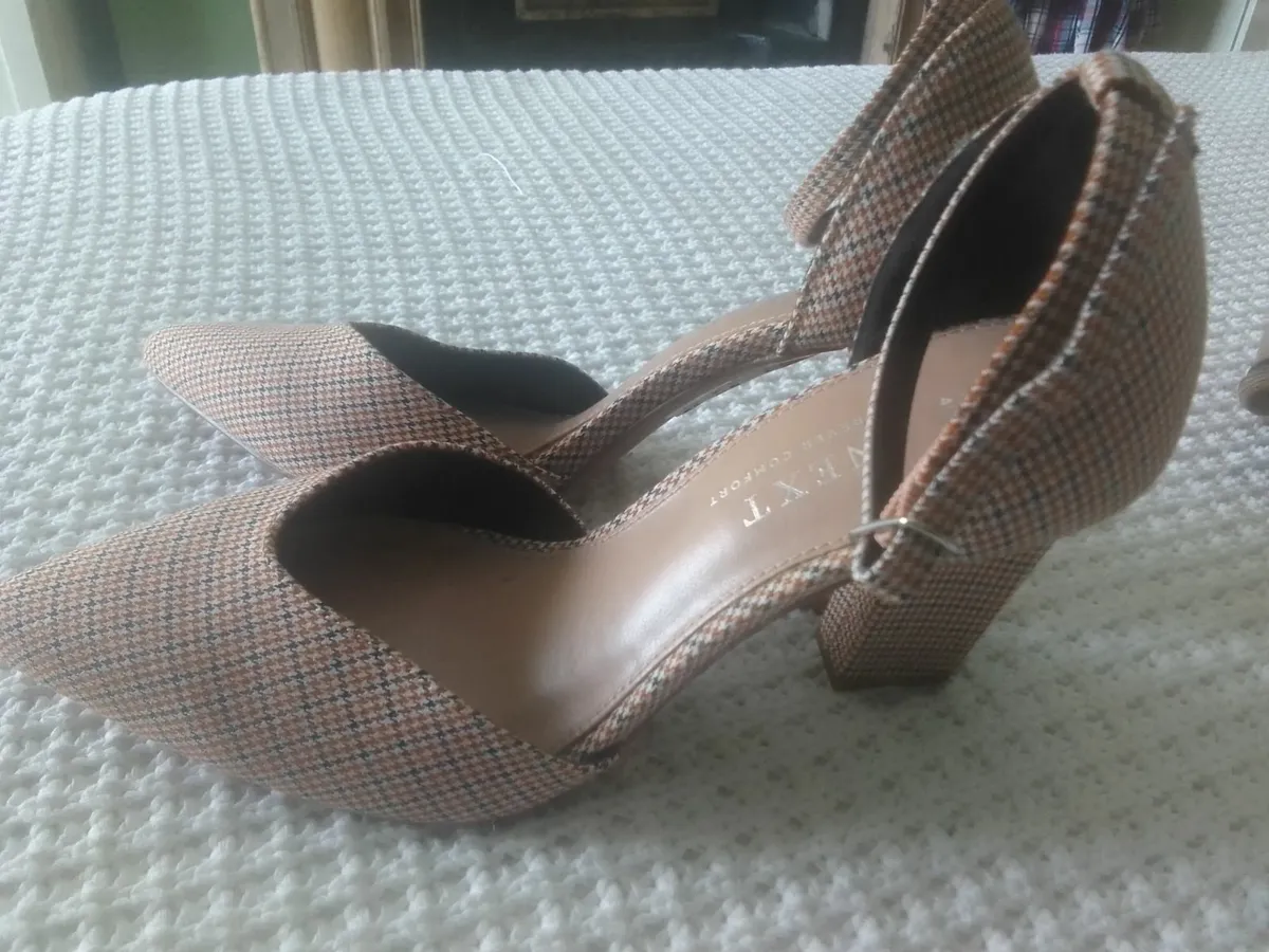 NEXT TARTAN BLOCK HEEL SHOES SIZE 6,5 NEW - Image 1