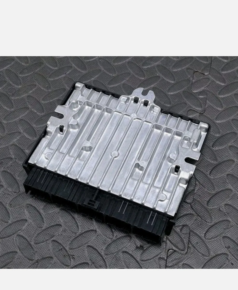Range Rover Sport Body Control Module Cpla - Image 2