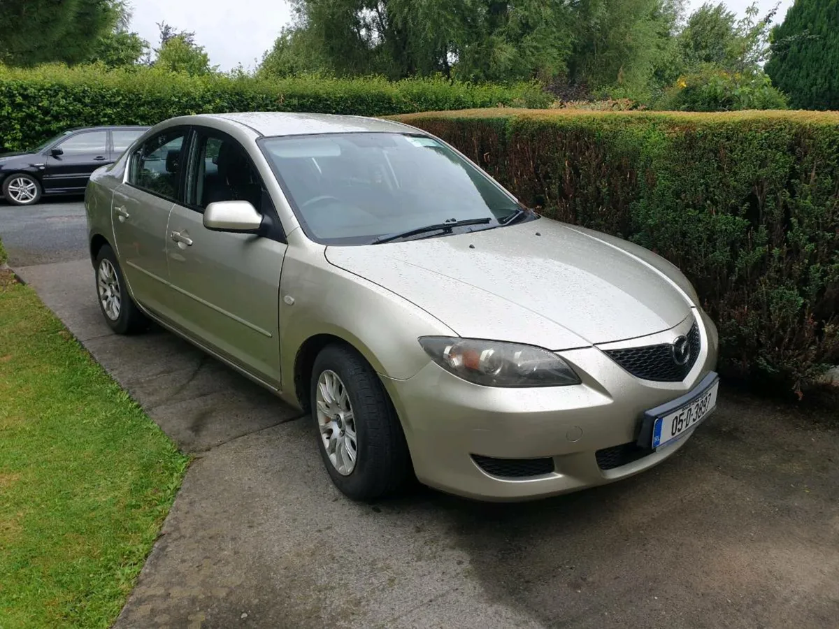 Mazda 3 touring spec 1.6 petrol 2005 - Image 1