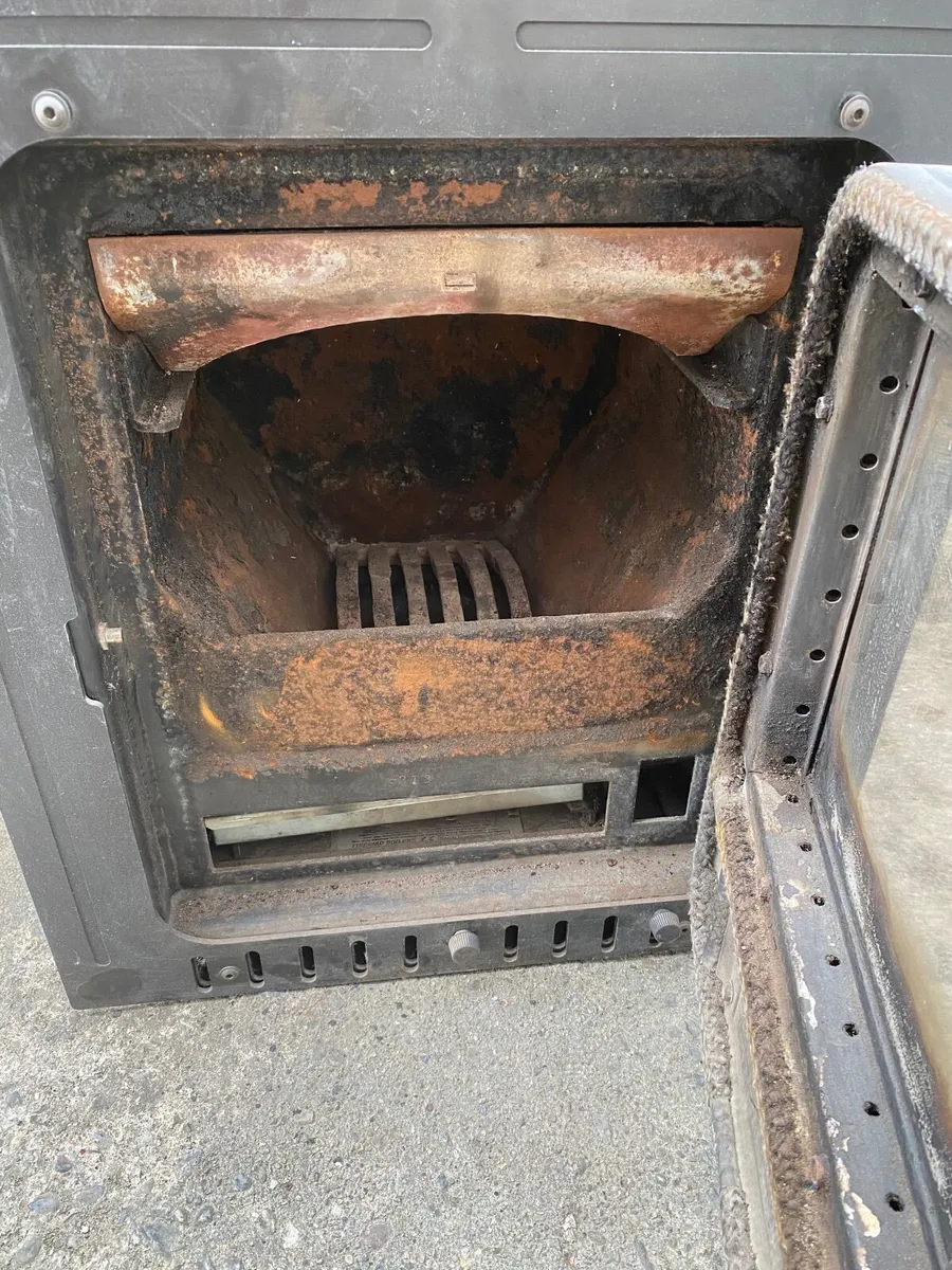 Stove - Image 1