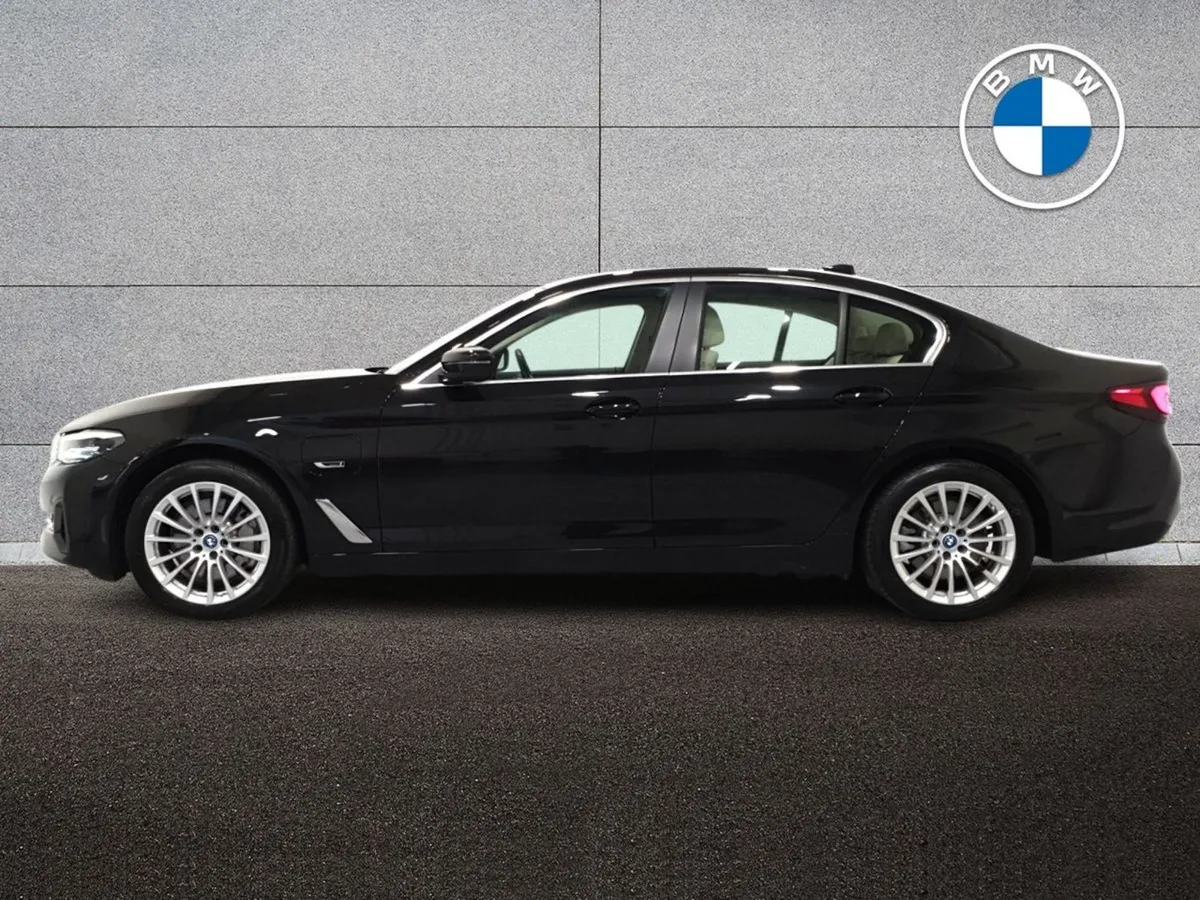 BMW 5 Series 530e SE - Image 4