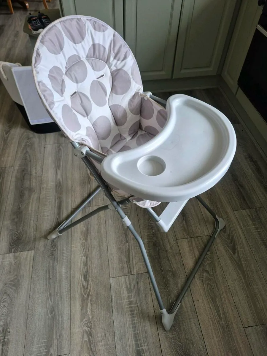 babylo highchair - Image 1