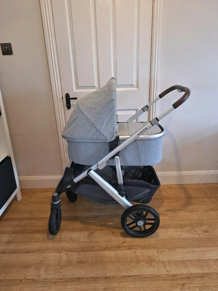 Uppababy Vista V2 Travel system - Image 3