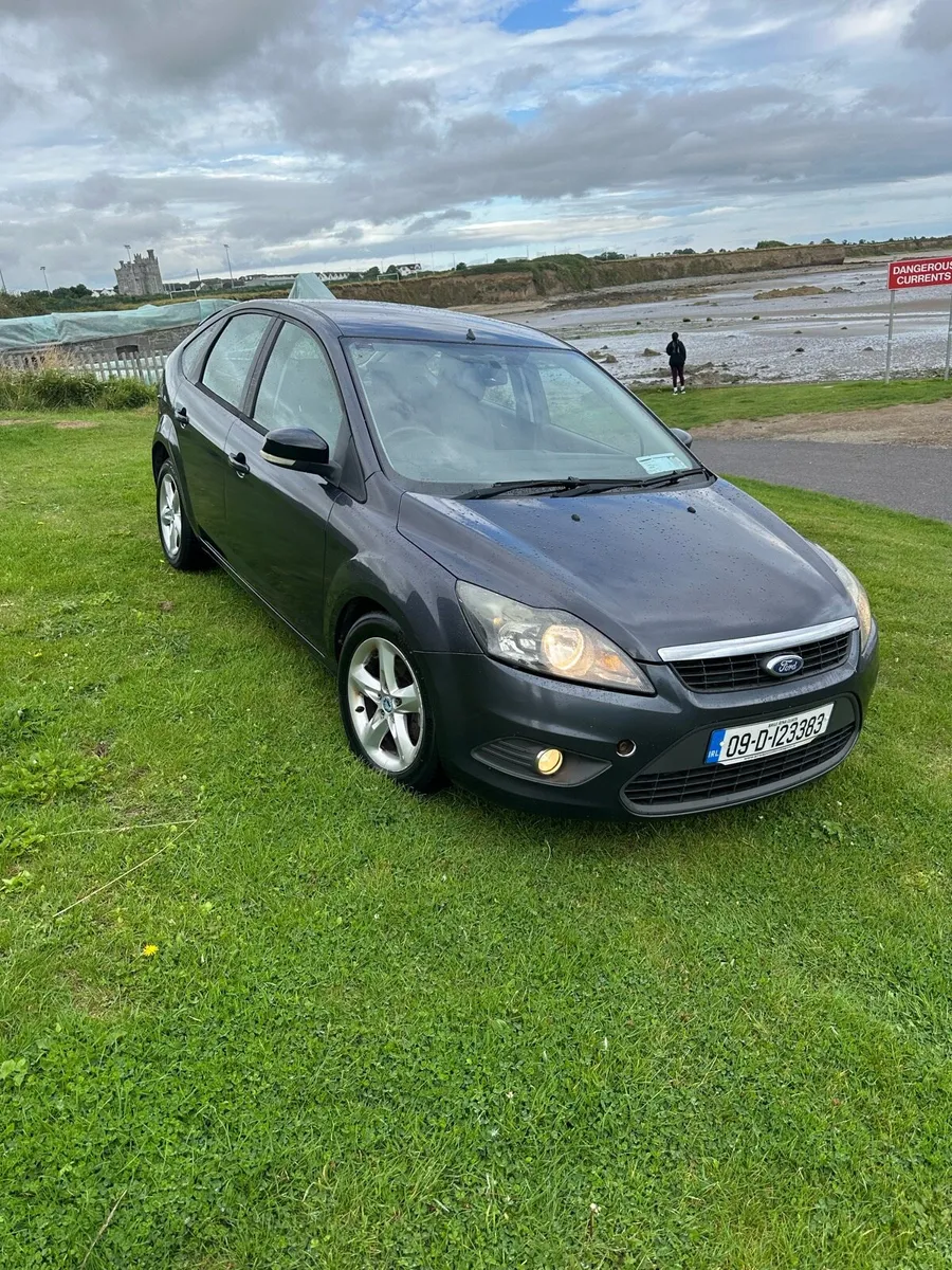 09 Ford Focus - Image 2