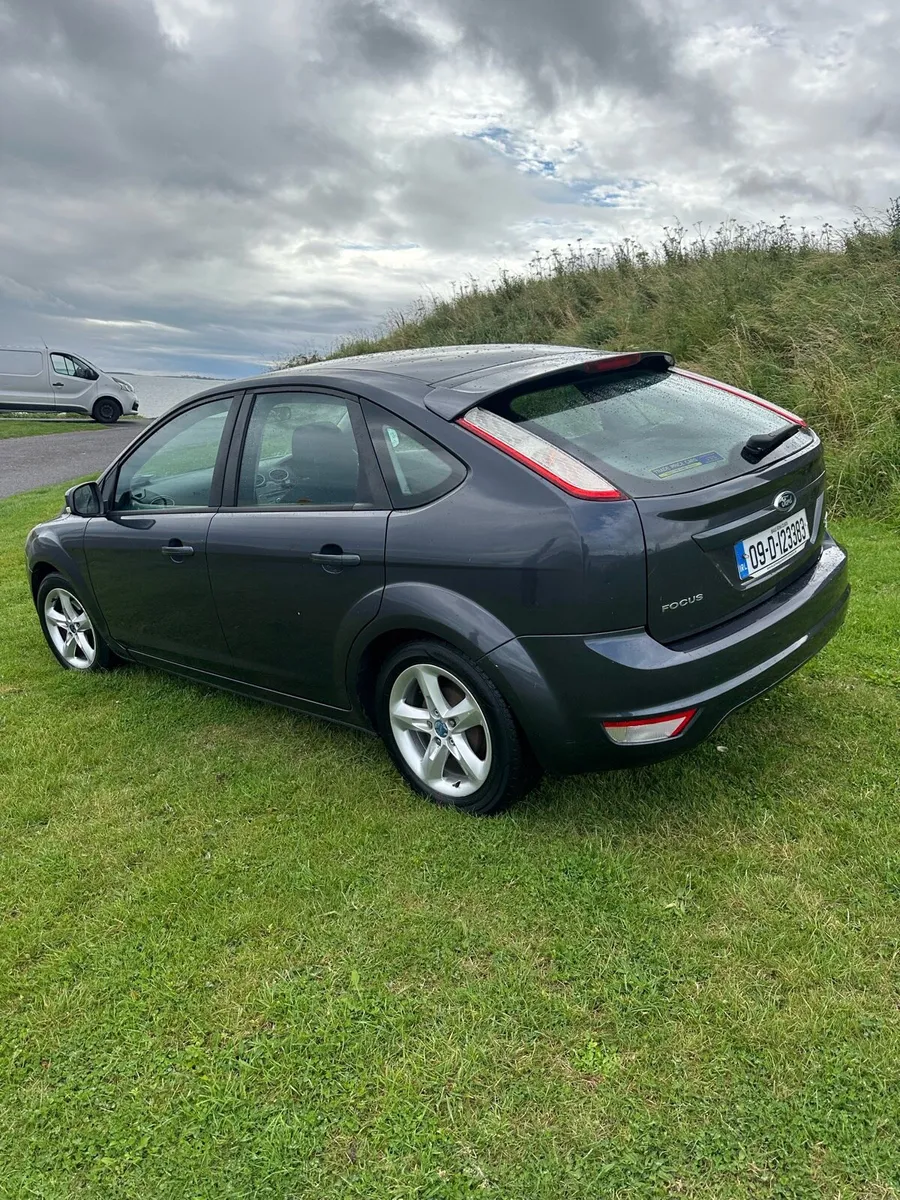 09 Ford Focus - Image 3