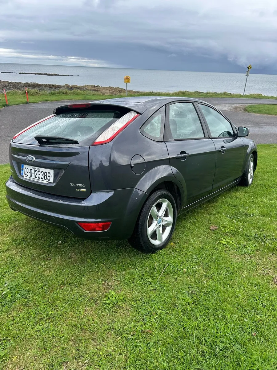09 Ford Focus - Image 4