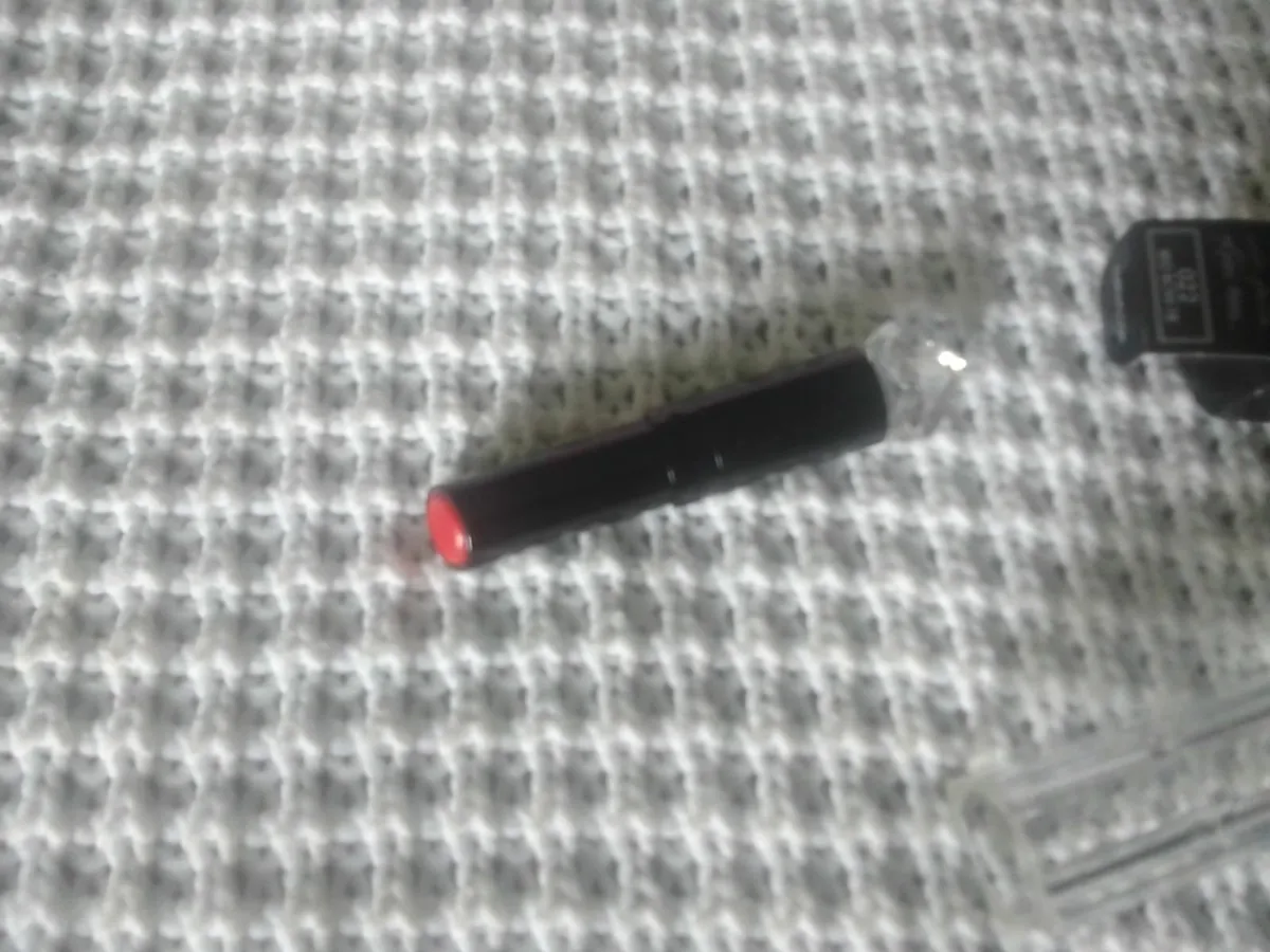 GURLAIN LA PETITE ROBE LIPSTICK  NEW - Image 3