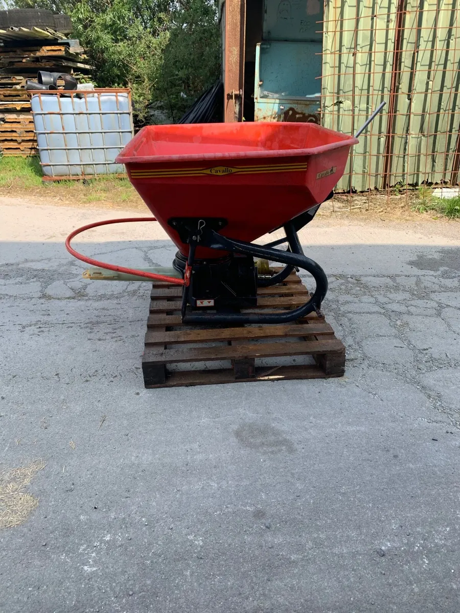 Farm machinery - Image 2
