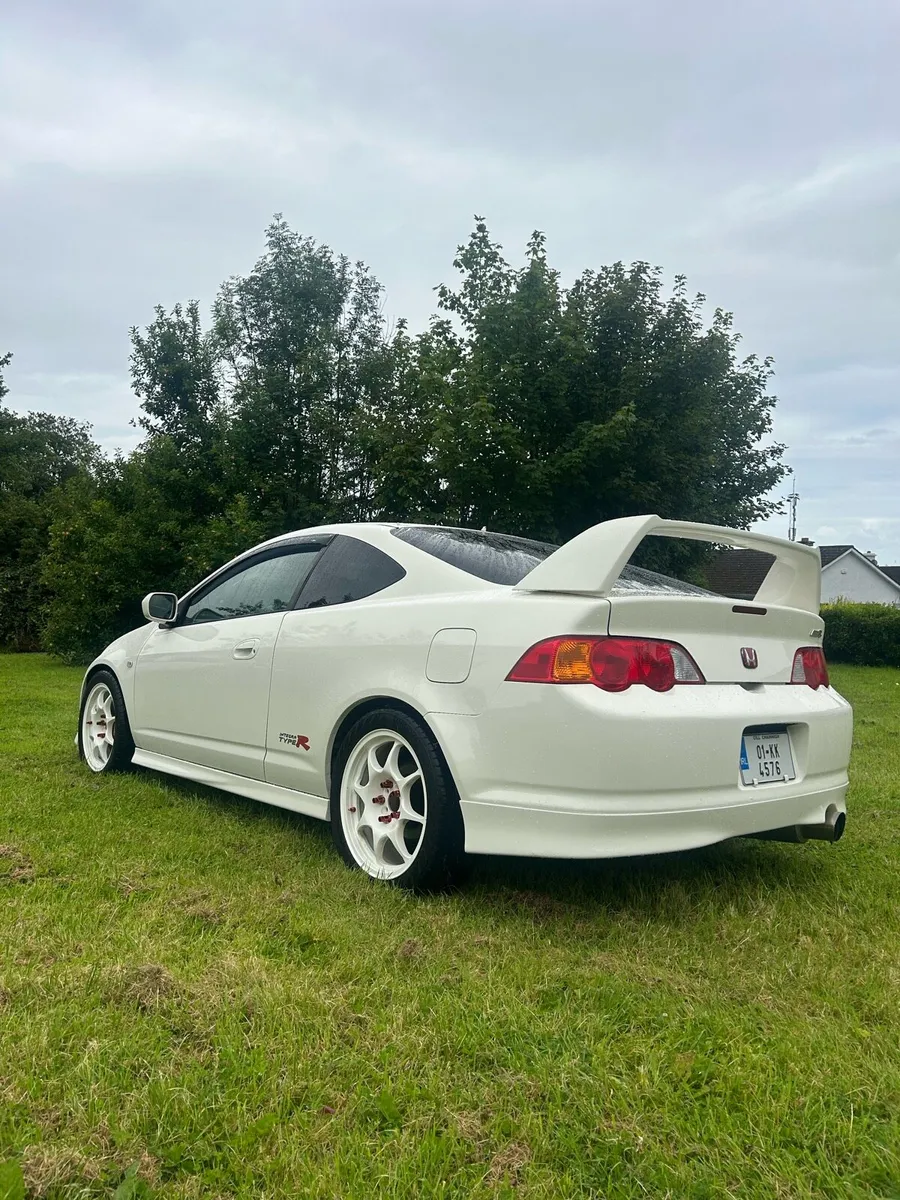 Honda Integra Dc5 Type R - Image 3
