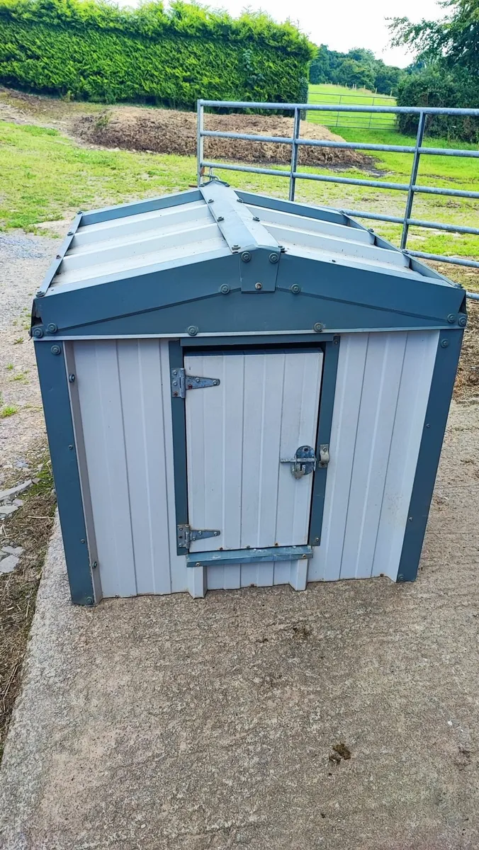Dog box - Image 3