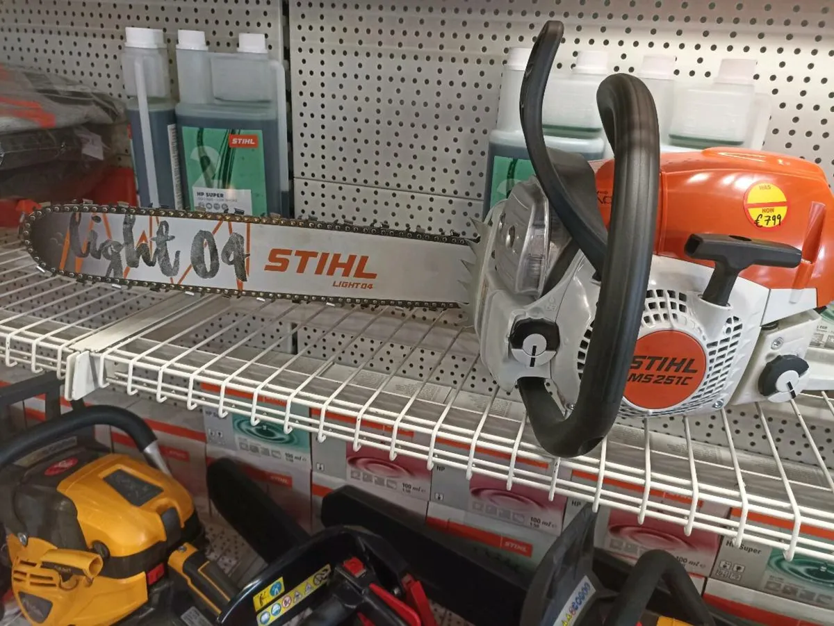 CHAINSAW STIHL MS 251 C - FOR SALE - Image 2