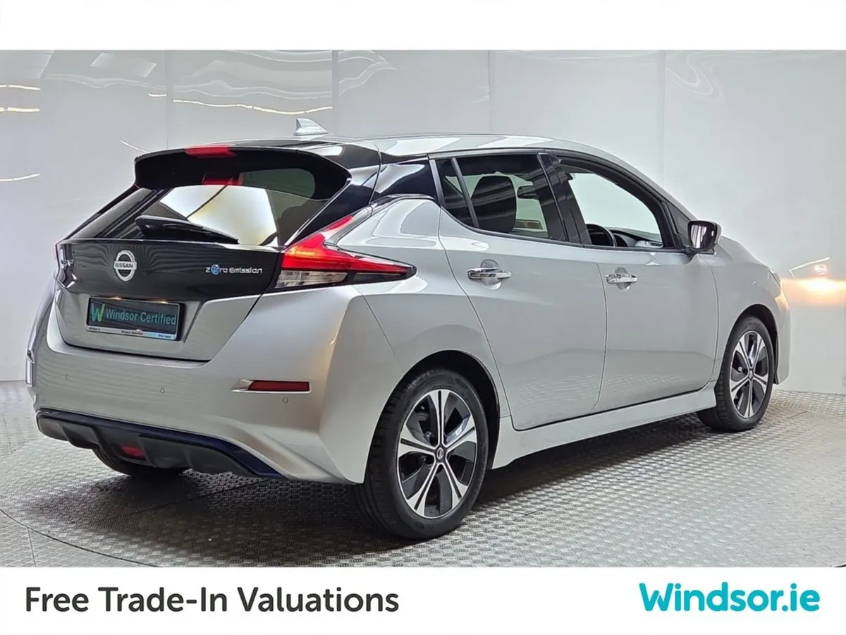 Nissan Leaf Leaf SV Premium 40 kWh - Image 3