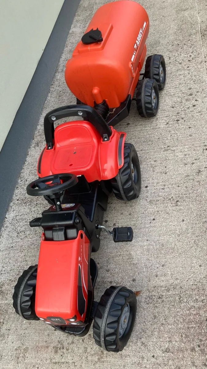 Toy tractor and slurry tank - Image 2