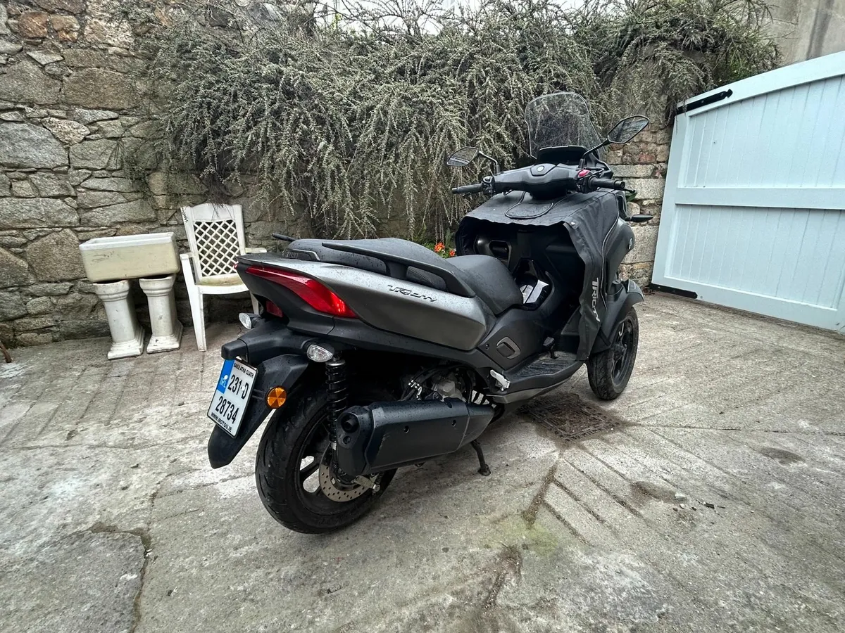 Yamaha 300cc ride on a full car (B) licence - Image 4