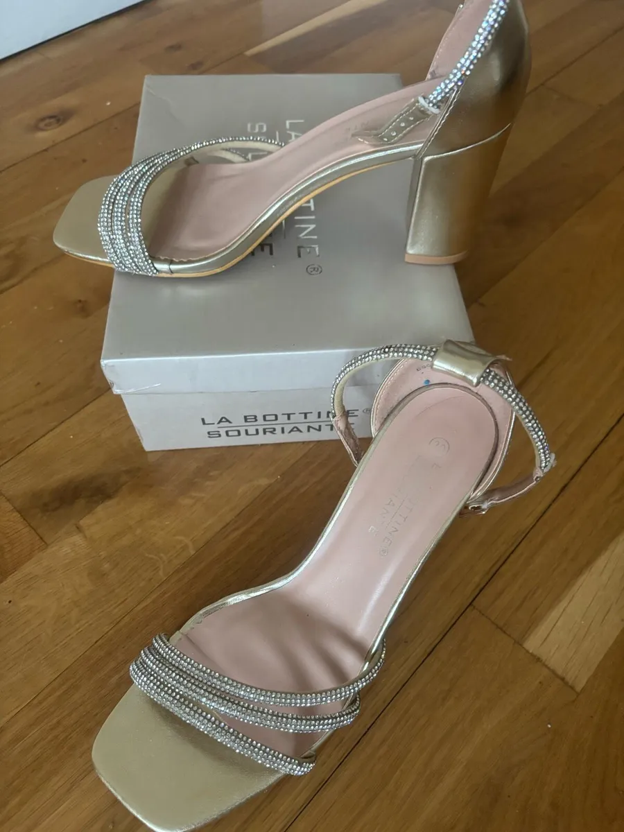 Shoes - Image 2