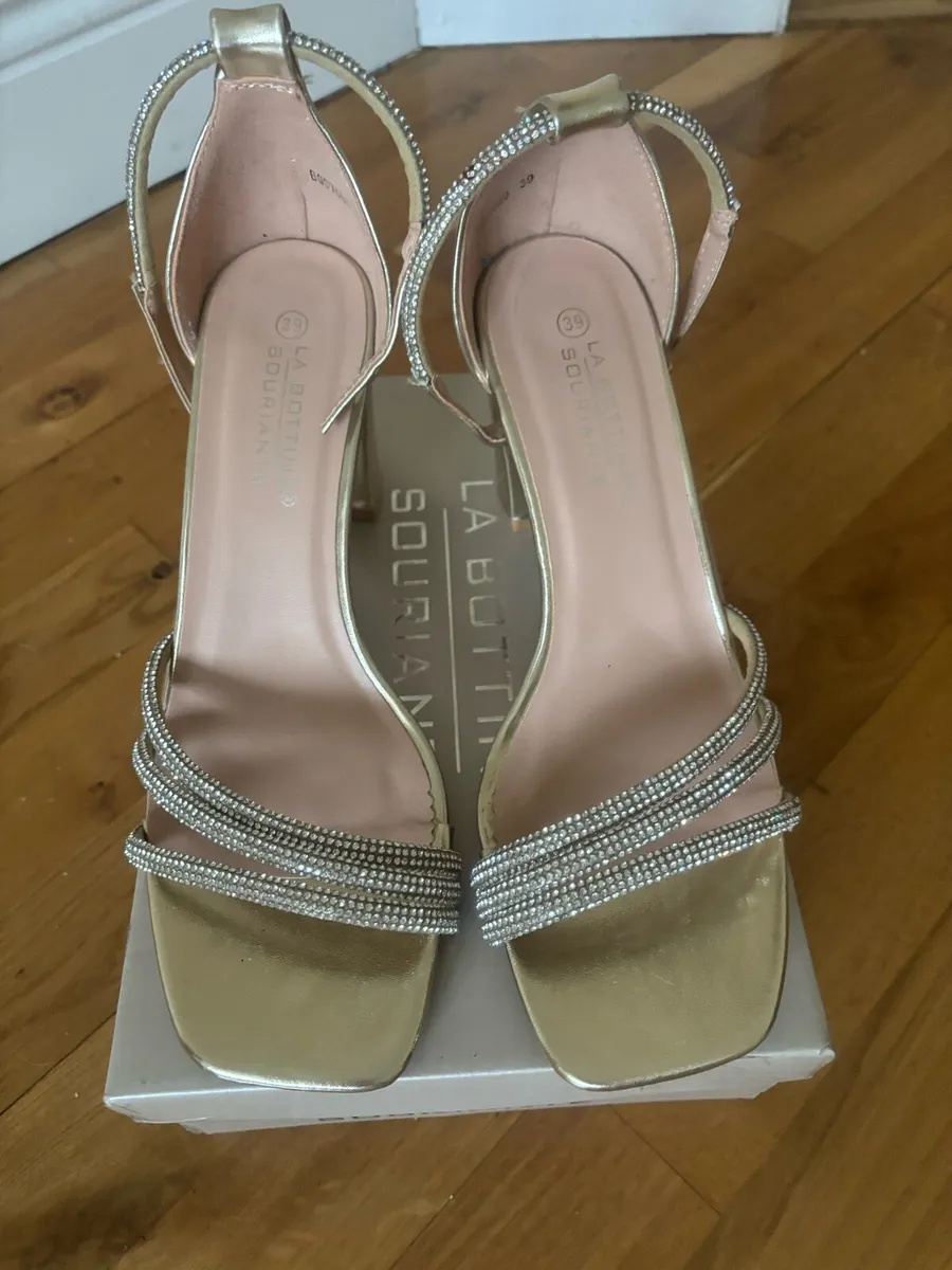 Shoes - Image 3