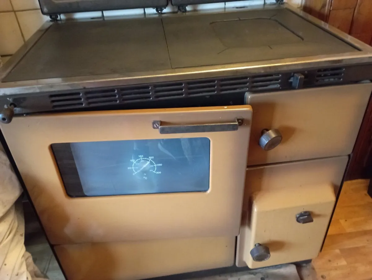 Tirolia Solid Fuel Range - Image 2
