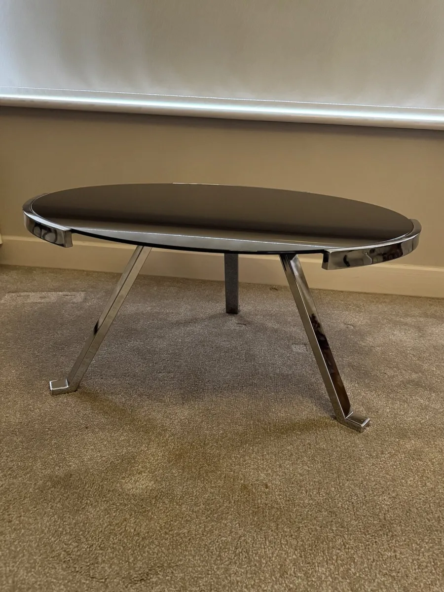 Coffee table - Image 1
