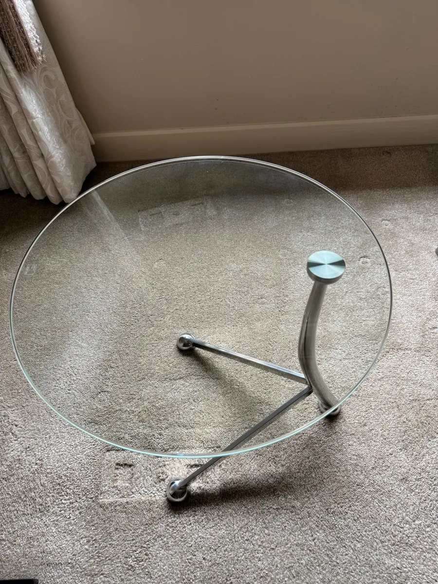 Nest of tables - Image 4