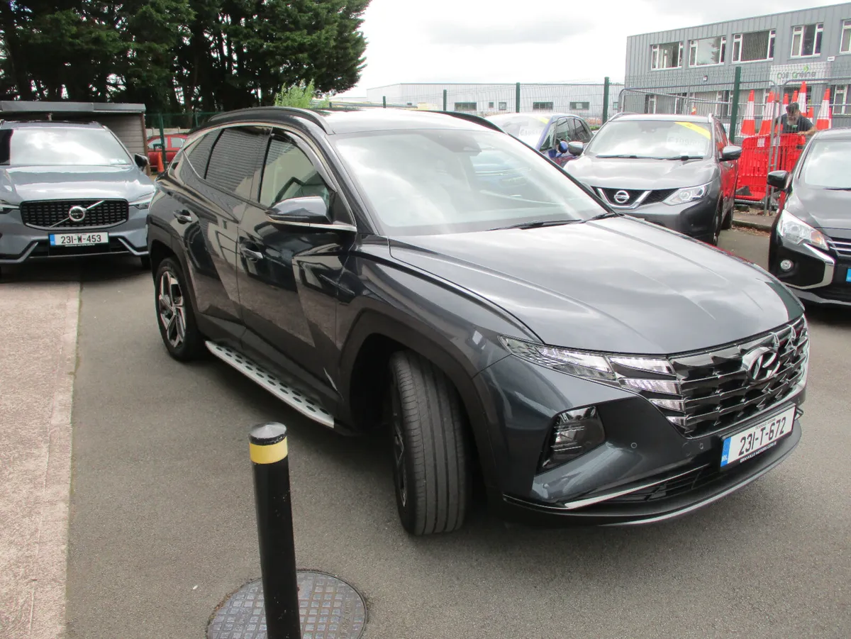 Hyundai Tucson Executive Plus Hybrid  2023 - Image 3