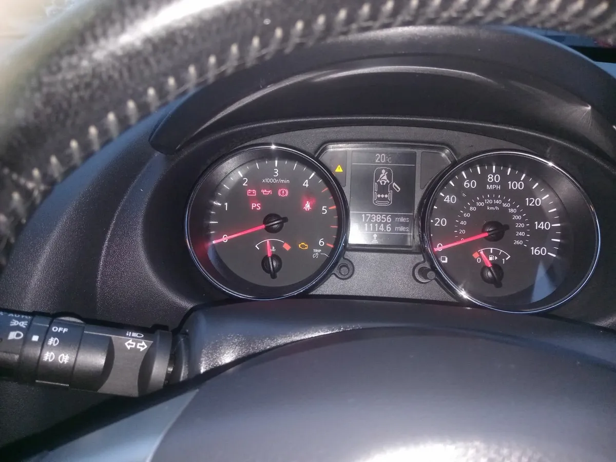 Nissan Qashqai 2011 - Image 4