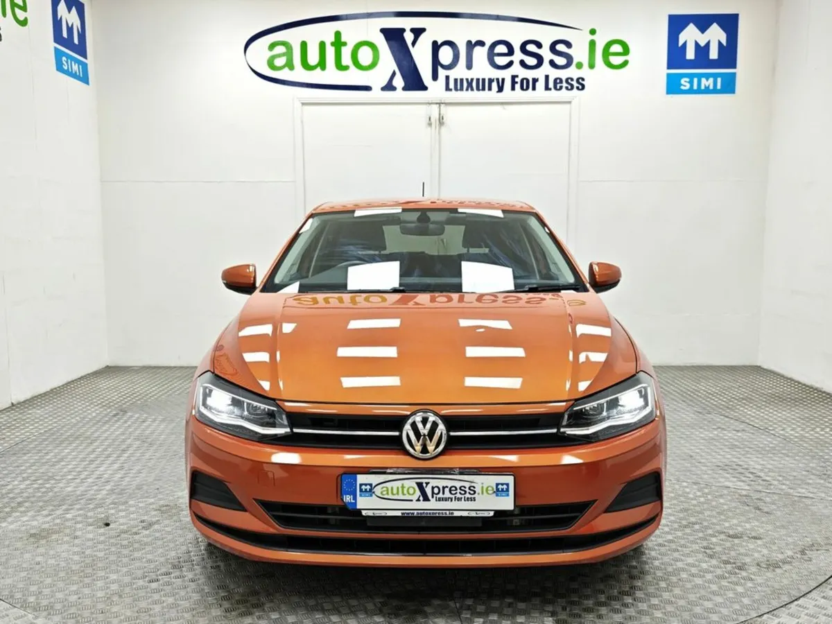 Volkswagen Polo 1.0 TSI Automatic, Reversing camer - Image 3