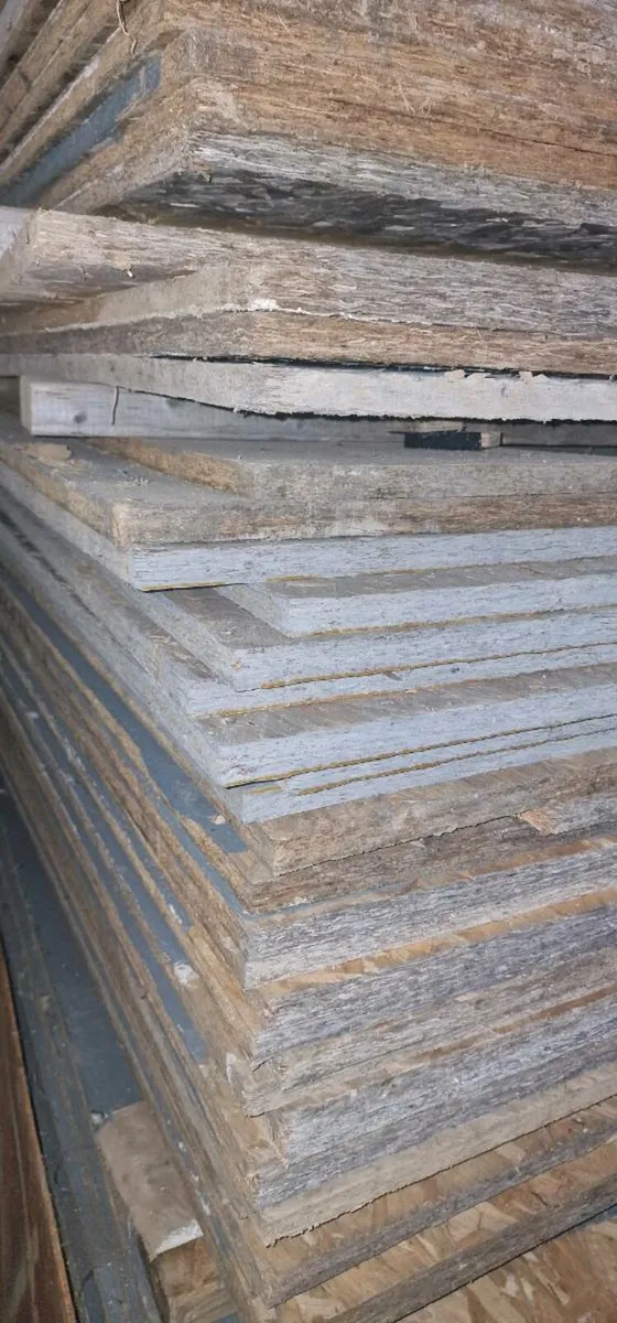 8x4 Plywood - Image 1