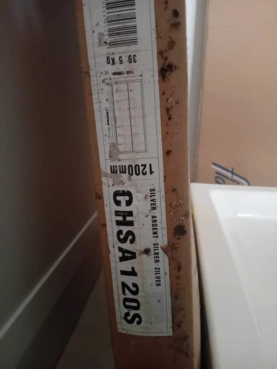 Shower room equipment - Image 2