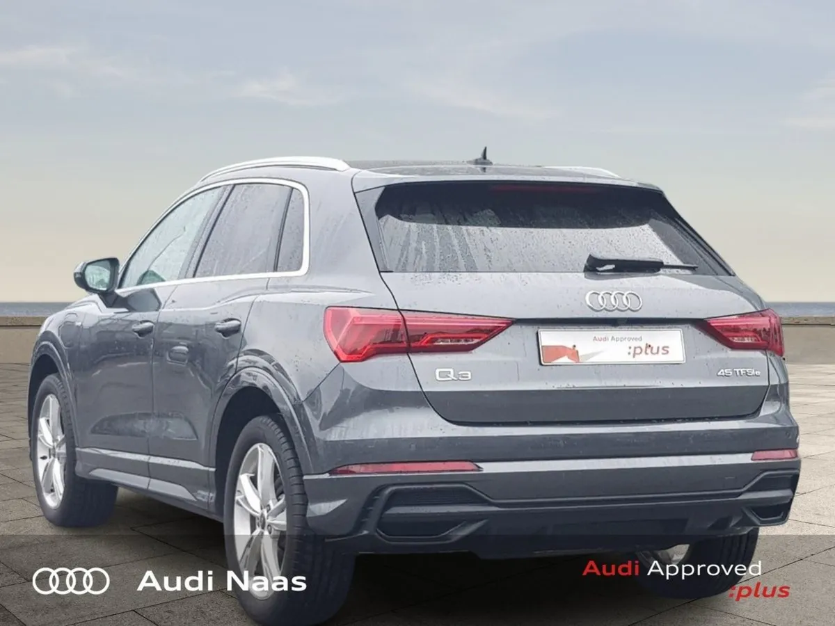 Audi Q3 S-line 45 Tfsi - Image 4