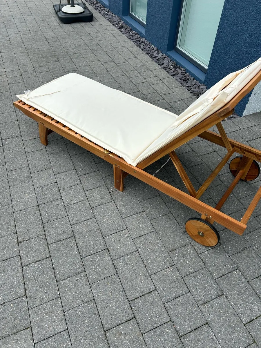 Wooden sun lounger - Image 2