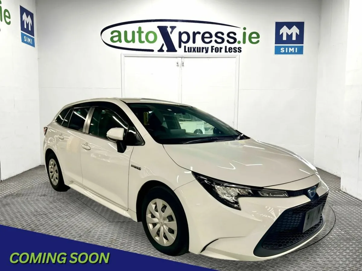 Toyota Corolla TOURING HYBRID 1.8 Automatic, Rever - Image 1