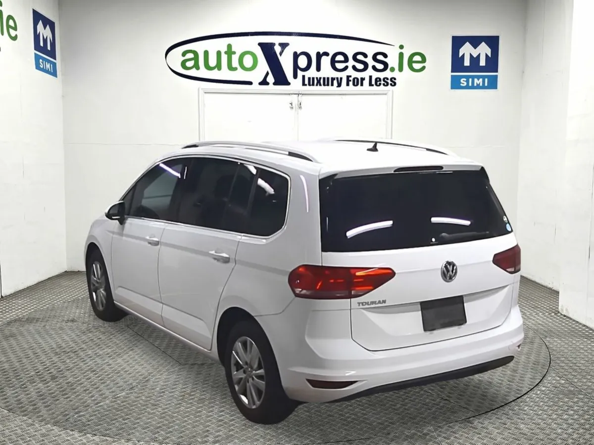 Volkswagen Touran 1.4 TSI Automatic - Image 3