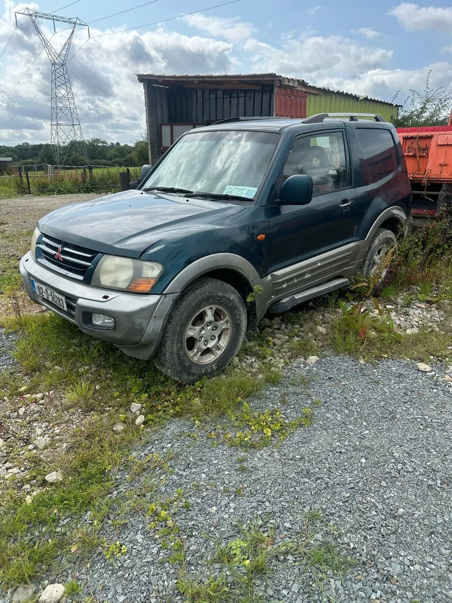Pajero jeeps - Image 1