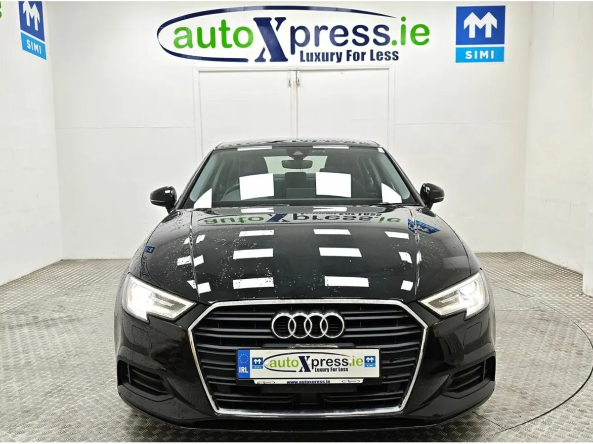 Audi A3 30 TFSI Automatic, Reversing camera LOW MI - Image 3
