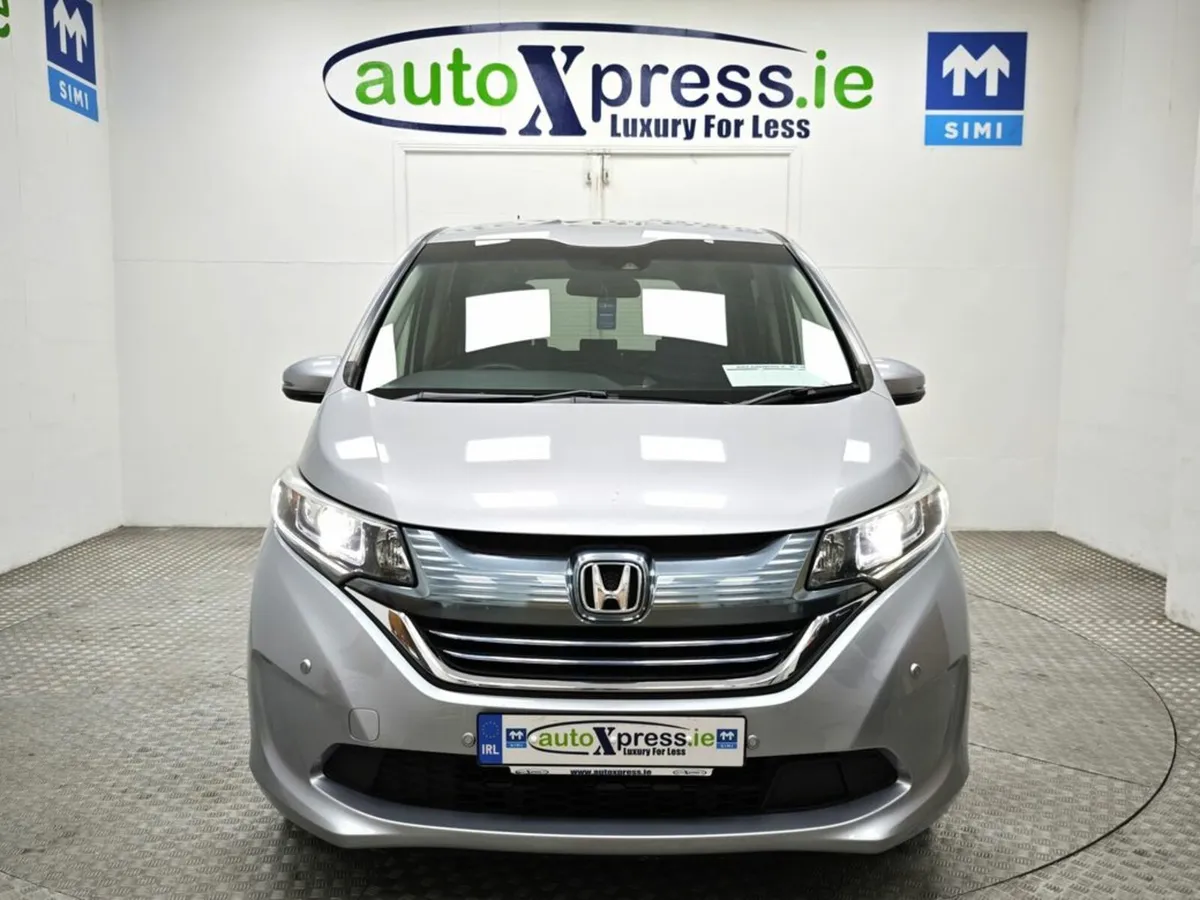 Honda Freed 1.5 HYBRID G SE Automatic, Reversing c - Image 3