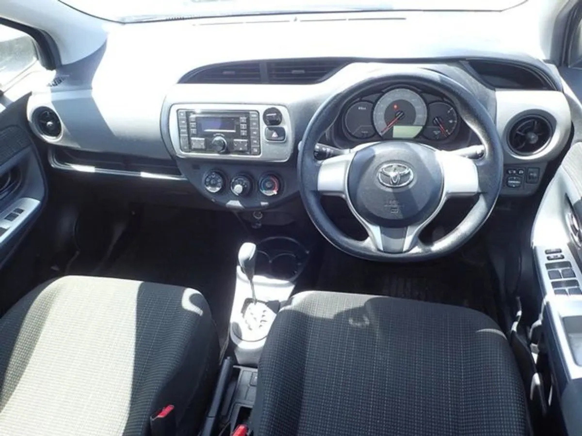Toyota Yaris 1.0 - Image 2