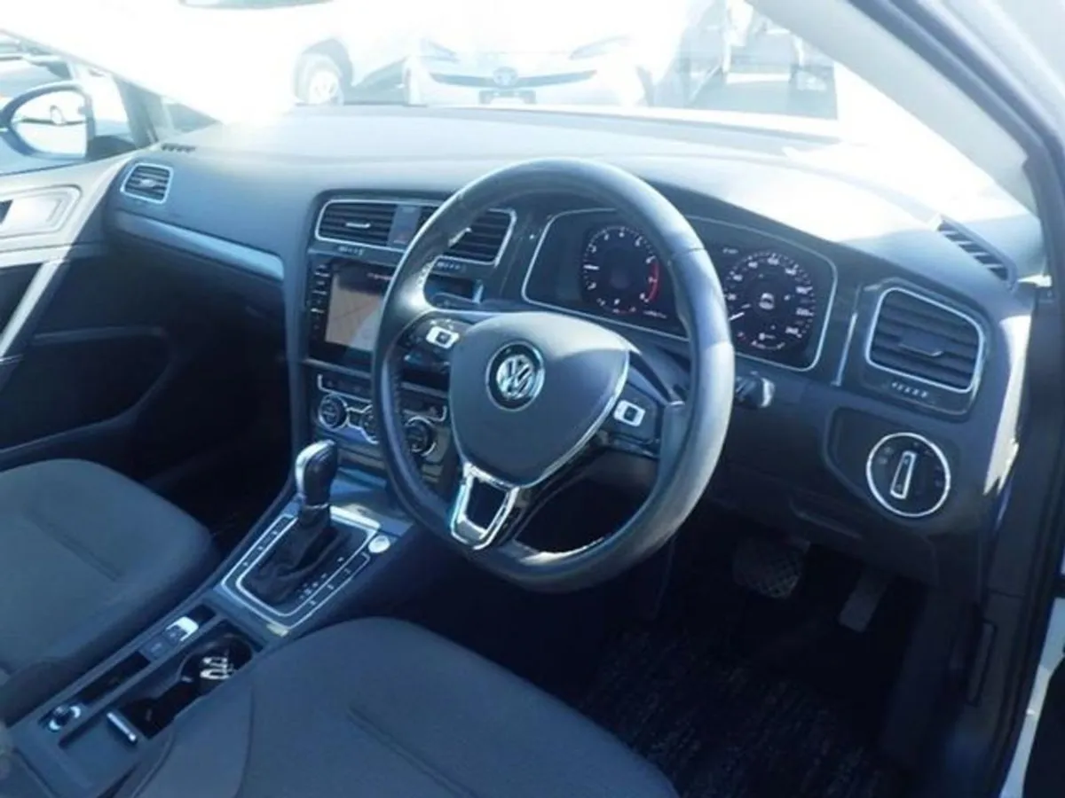 Volkswagen Golf 1.2 Comfortline - Image 2