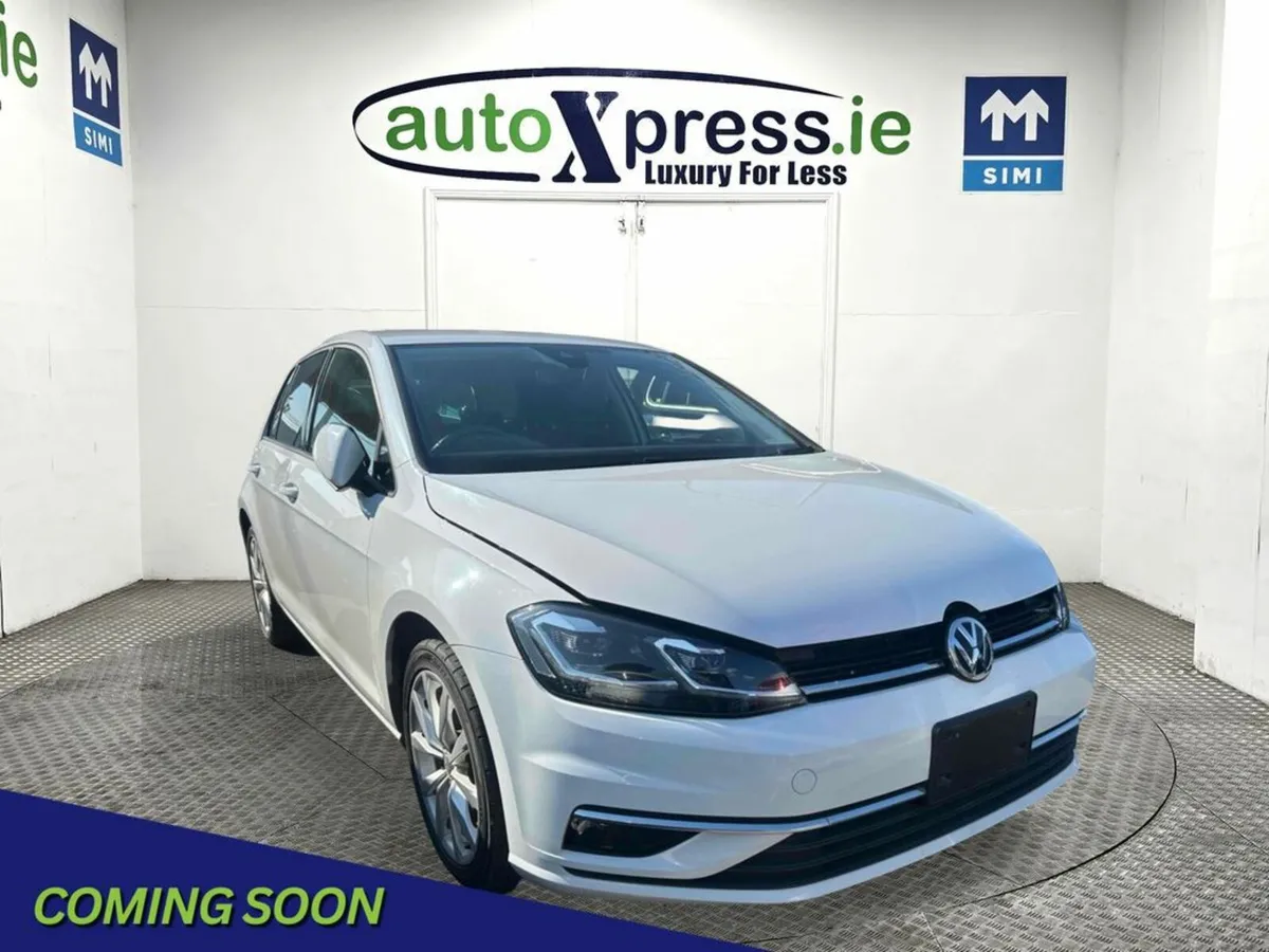 Volkswagen Golf 1.2 TSI Automatic, Reversing camer - Image 1