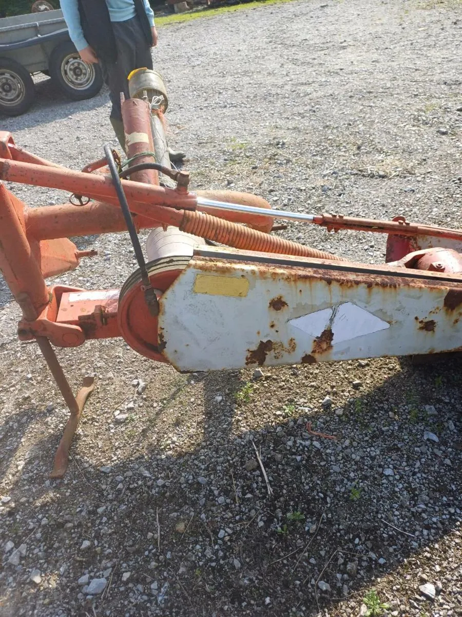 A kuhn disc mower 165 - Image 1