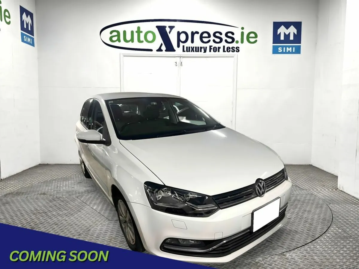 Volkswagen Polo 1.2 TSI Automatic, Reversing camer - Image 1