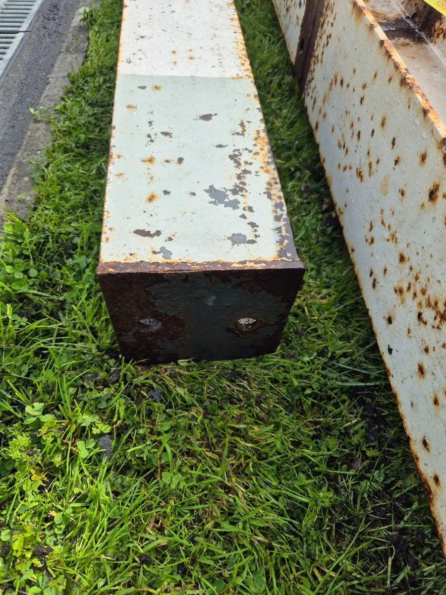 RSJ steel girder, beam - Image 3