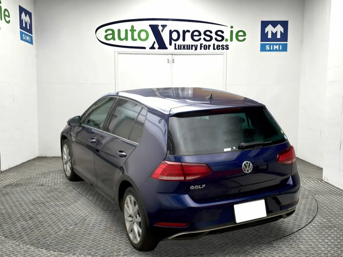 Volkswagen Golf 1.2 TSI TECH EDITION Automatic, Re - Image 3