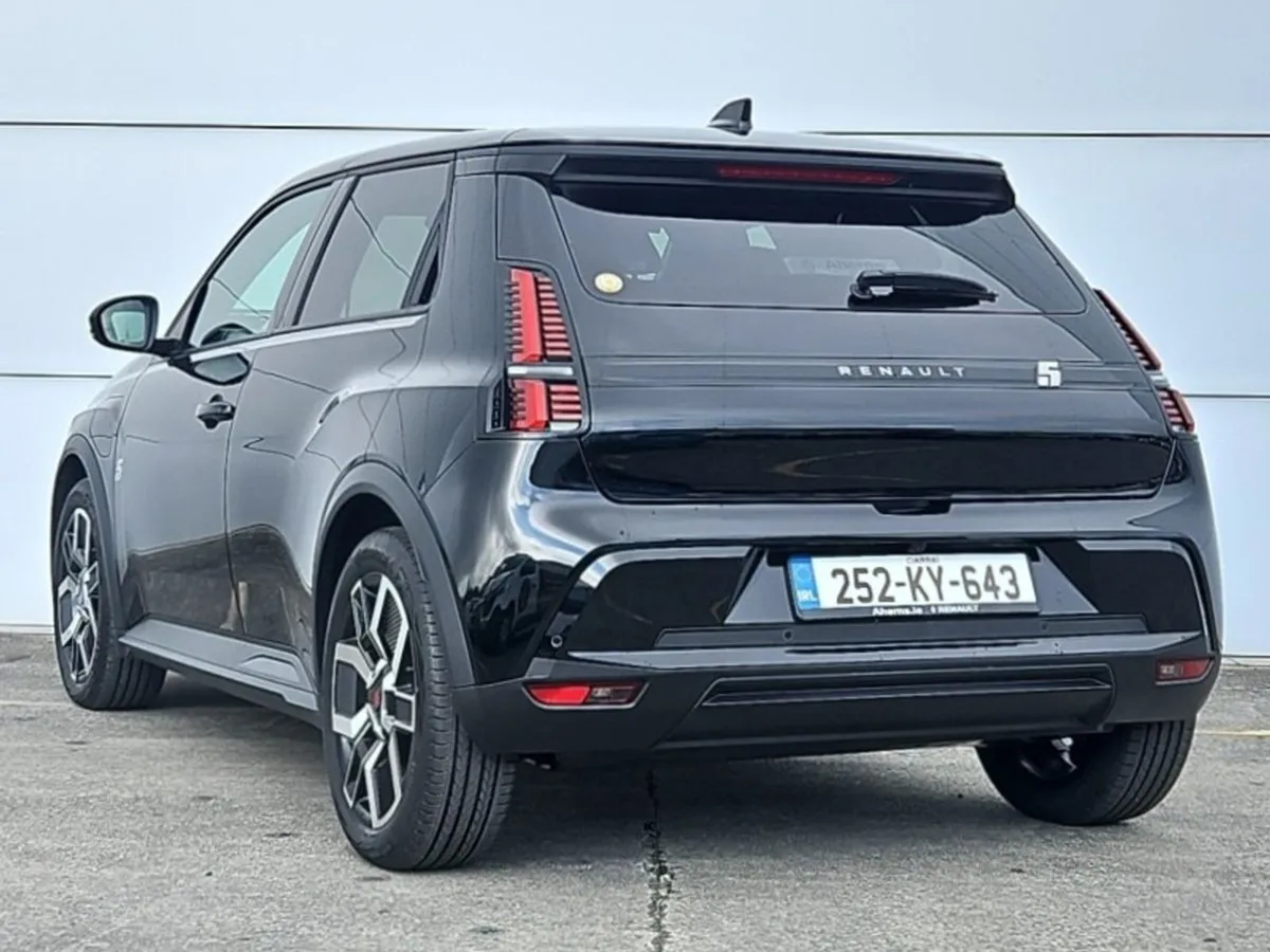 Renault 5 Ev40 150hp Techno - Image 4