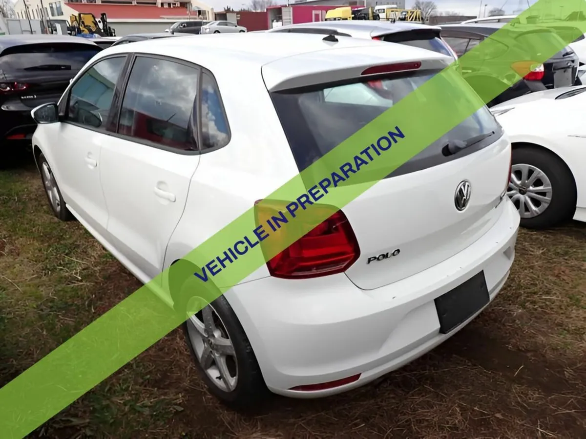 Volkswagen Polo 1.2 TSI Automatic - Image 3