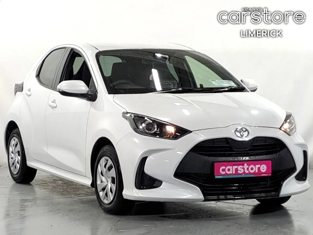 Toyota Yaris 1.0 PET Auto 5DR - Image 1