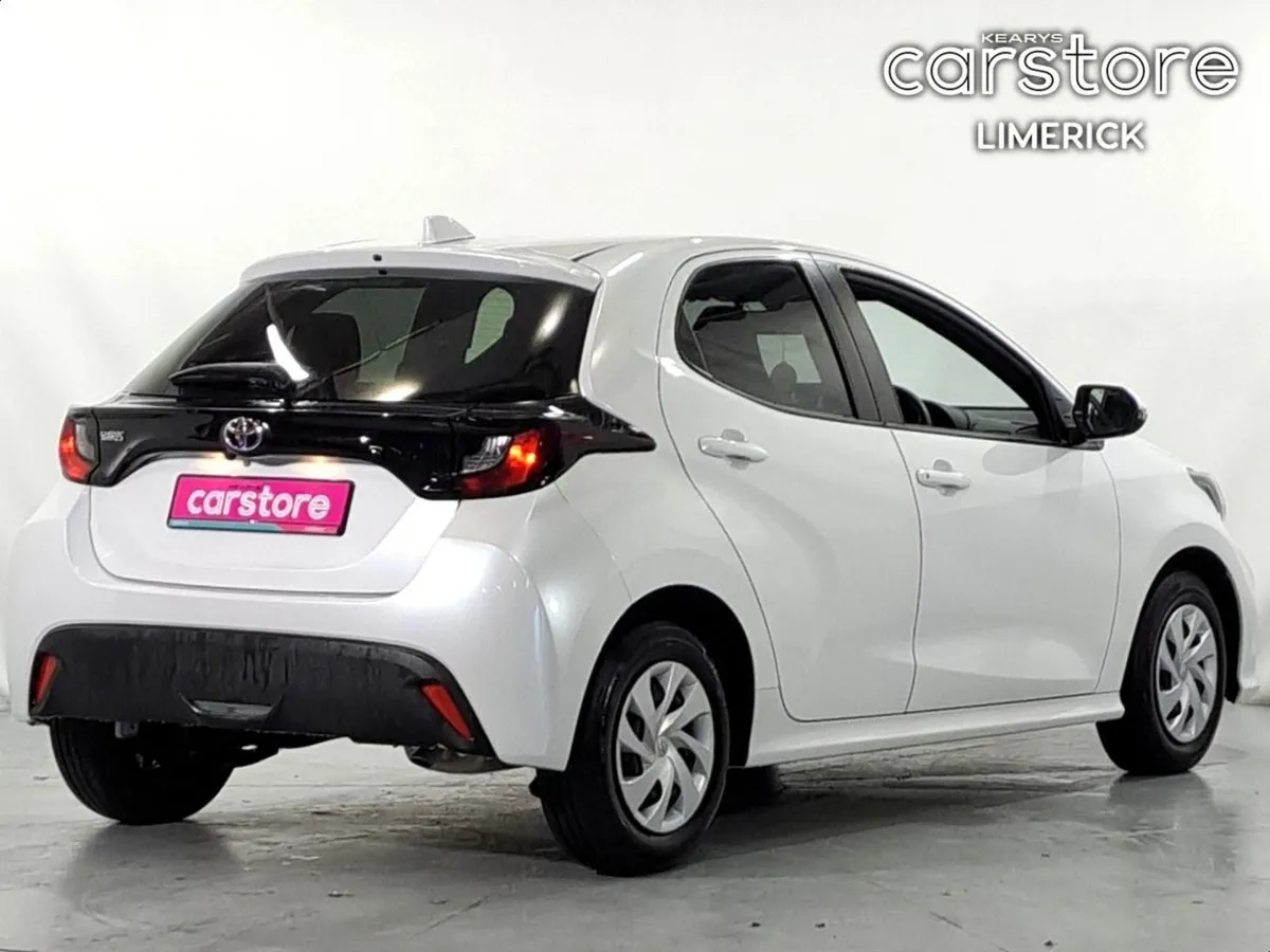 Toyota Yaris 1.0 PET Auto 5DR - Image 3