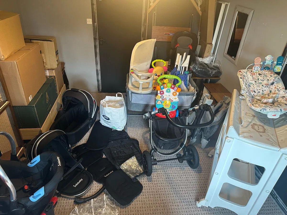 Buggy and more ( toys, car seat, clothes..) - Image 2