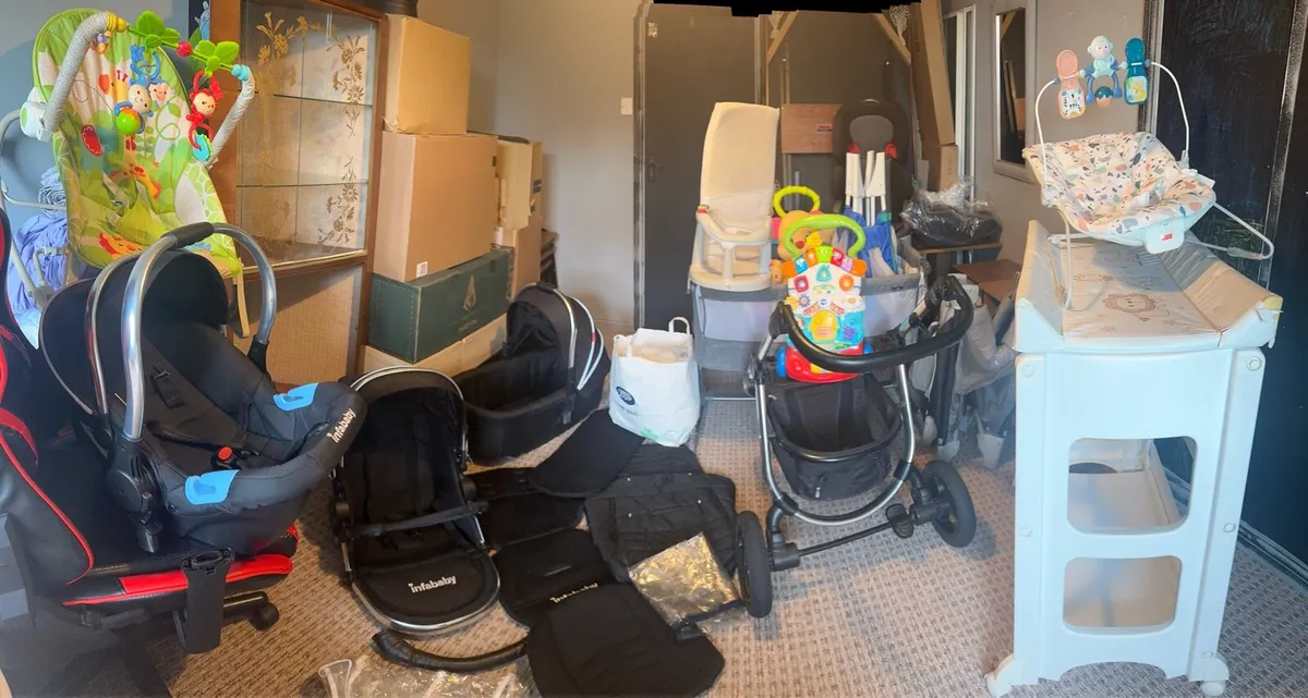 Buggy and more ( toys, car seat, clothes..) - Image 3